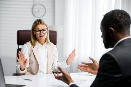 Hiring, interview. Refusal to work due to racism. Business woman refuses to hire an African American