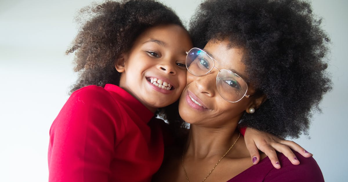 découvrez une sélection de prénoms espagnols pour filles, alliant tradition et modernité. trouvez l'inspiration pour le prénom parfait et explorez la beauté des sonorités ibériques.