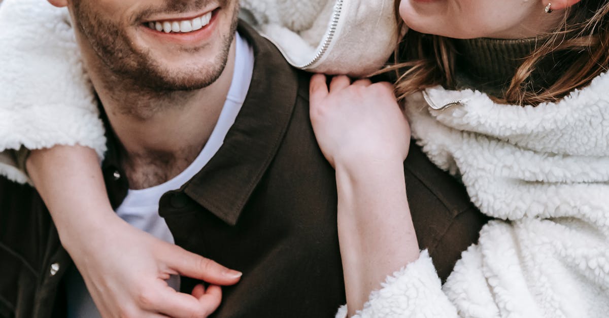 célébrez la journée du câlin (hug day) en partageant chaleur et affection avec vos proches. découvrez des idées pour des câlins mémorables et des activités qui renforcent vos liens. un moment parfait pour répandre l'amour et la bienveillance !