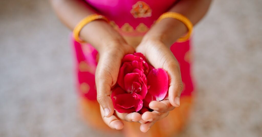découvrez la signification spirituelle des concepts et des rituels à travers les cultures. explorez comment la spiritualité influence notre compréhension de la vie, notre bien-être et notre connexion avec l'univers.