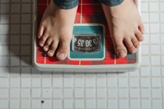 découvrez des conseils et astuces efficaces pour la perte de poids ciblée au niveau des cuisses. transformez votre silhouette grâce à des exercices spécifiques et des stratégies nutritionnelles adaptées.