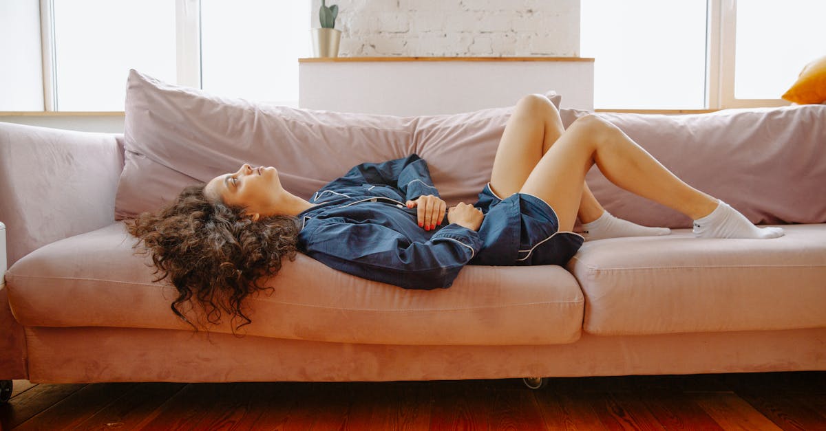 découvrez les causes, symptômes et traitements de la douleur abdominale. nous vous aidons à comprendre vos malaises et à trouver des solutions pour un bien-être optimal.