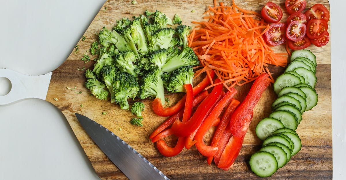 découvrez l'univers du concombre, un légume frais et croquant, idéal pour rehausser vos salades, smoothies et plats divers. apprenez ses bienfaits pour la santé, ses recettes délicieuses et ses astuces de préparation dans notre guide complet sur le concombre.