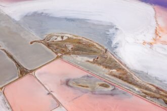 découvrez les bienfaits et les usages de la solution saline hypertonique dans le traitement des déshydratations, des affections respiratoires et des soins intensifs. informez-vous sur ses applications médicales et son rôle crucial en milieu hospitalier.