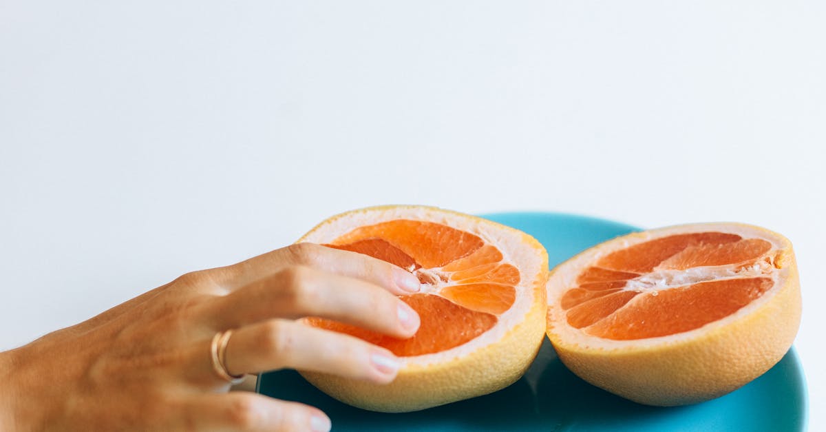 découvrez tout ce qu'il faut savoir sur l'orgasme, des aspects biologiques et psychologiques aux conseils pour améliorer votre expérience. plongez dans l'univers de la sexualité et apprenez à explorer votre corps pour atteindre une satisfaction optimale.