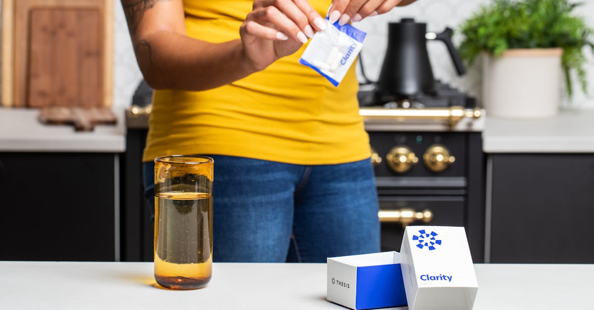 découvrez tout ce que vous devez savoir sur l'urine, son rôle dans le corps humain, son analyse en médecine et son importance pour la santé. apprenez comment l'urine peut refléter votre état de santé et pourquoi son étude est essentielle pour le diagnostic.