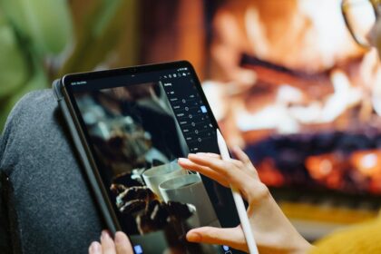 découvrez les meilleurs logiciels de design graphique pour donner vie à vos idées créatives. que vous soyez débutant ou professionnel, trouvez l'outil idéal pour créer des graphismes époustouflants et améliorer vos compétences en design.