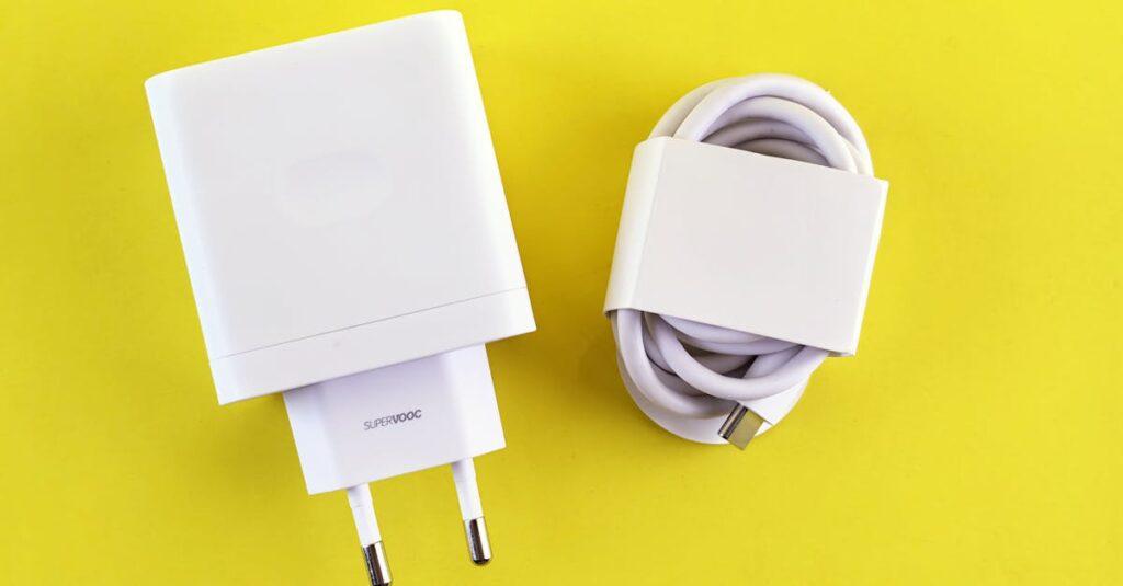 découvrez la technologie de recharge rapide pour optimiser votre temps et profiter d'une batterie chargée en un temps record.