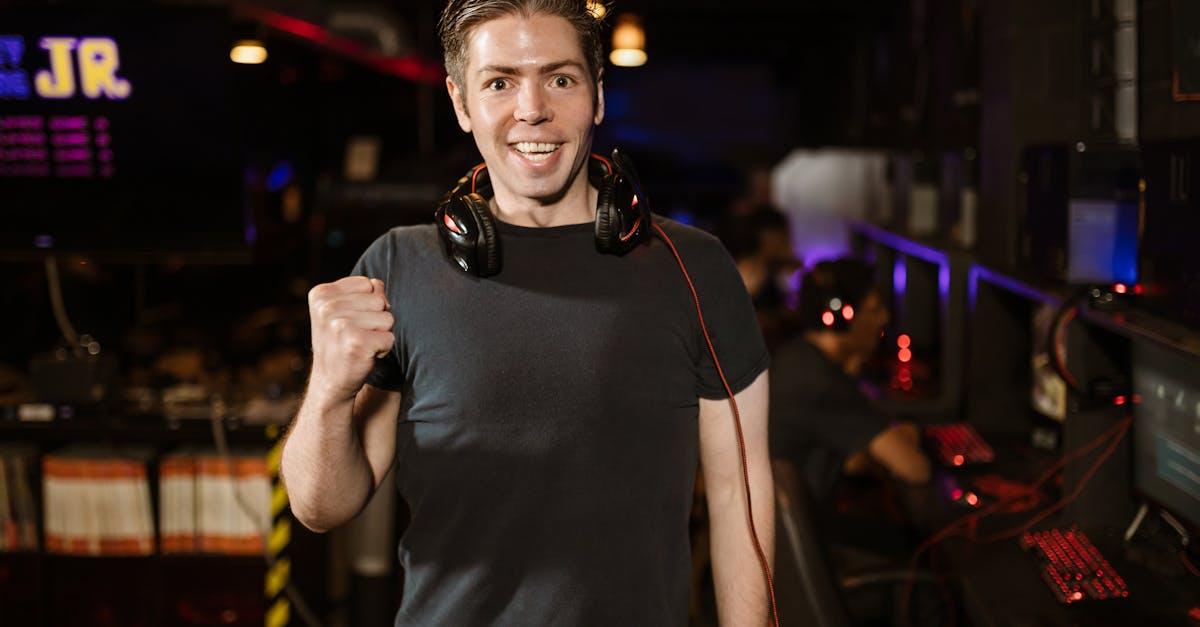 découvrez nos écouteurs sport conçus pour offrir un confort optimal et un son de haute qualité lors de toutes vos activités physiques.