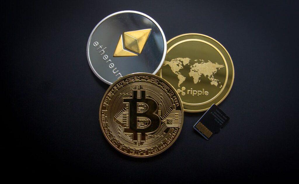 Trump a gagne 1,2 milliard de dollars en cryptos en 2025